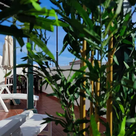 Moderno Adosado Con Vista Mar Y Teide En Abades Санта-Крус-де-Тенерифе