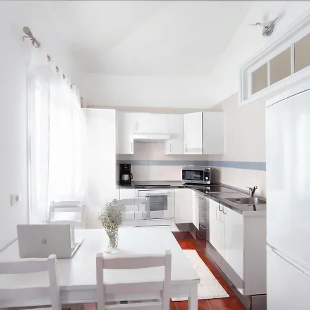 Moderno Adosado Con Vista Mar Y Teide En Abades Санта-Крус-де-Тенерифе
