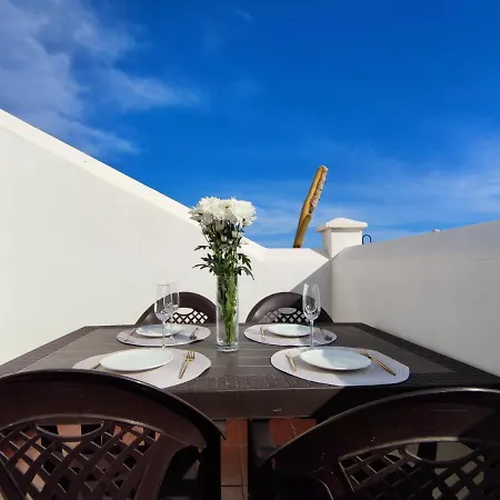 Moderno Adosado Con Vista Mar Y Teide En Abades Апартаменты